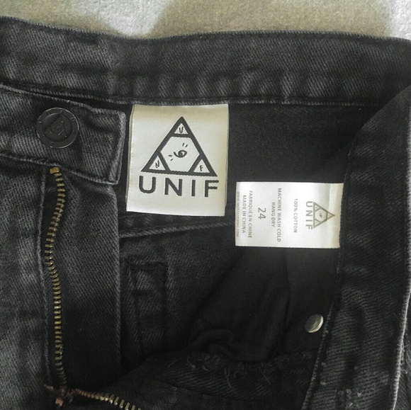 Unif Shorts Frayed - Picture 2 of 5